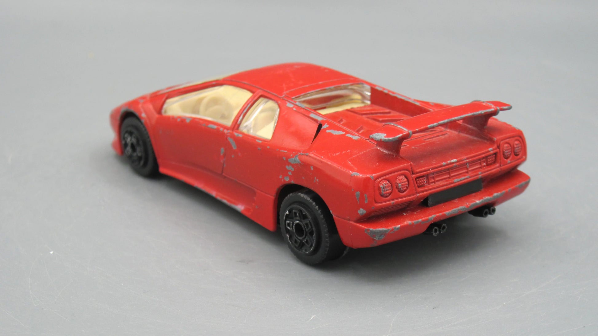 Bburago   Lamborghini Diablo  Red