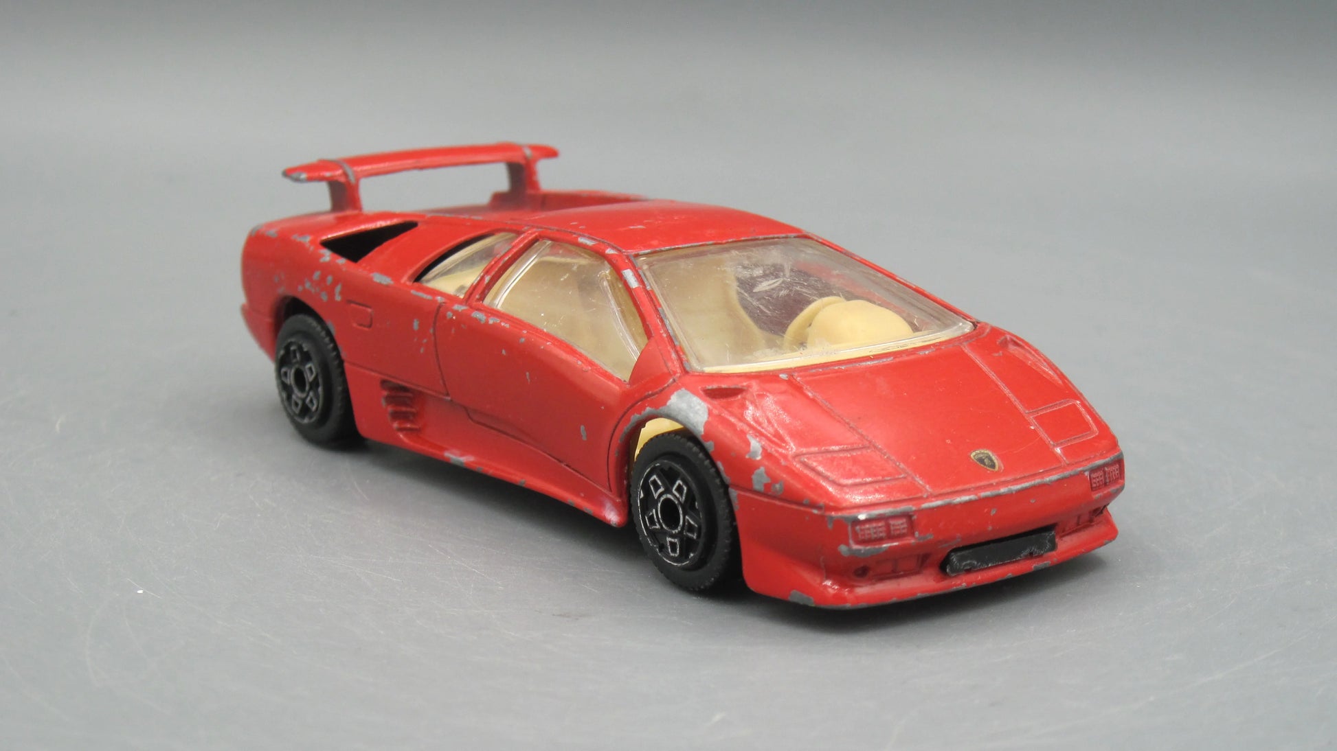 Bburago   Lamborghini Diablo  Red