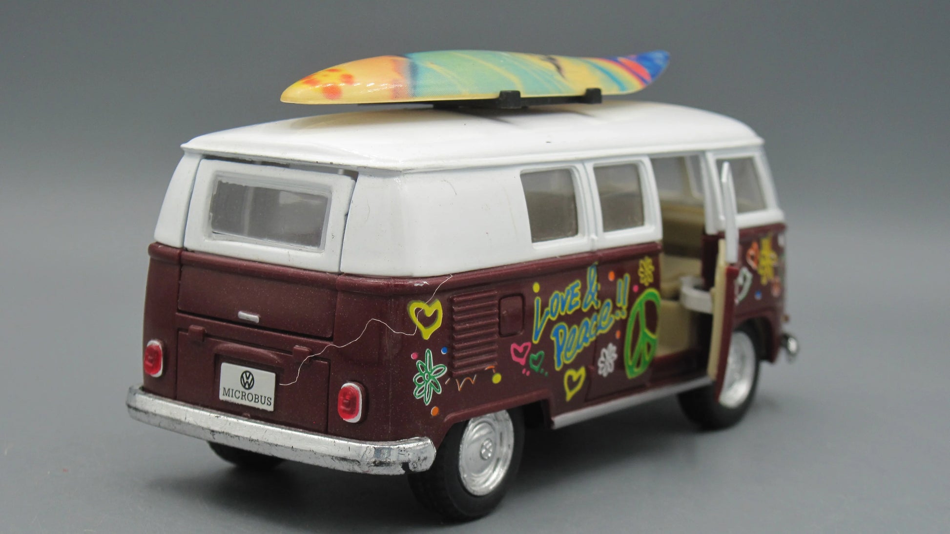 Kinsmart   VolksWagen Classical Bus 1962 White&Brown