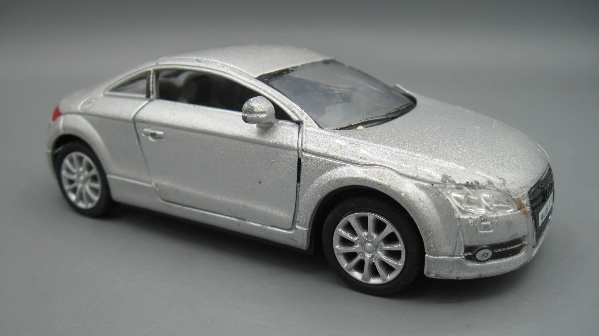 Kinsmart   Audi  TT Coupe 2008 Silver