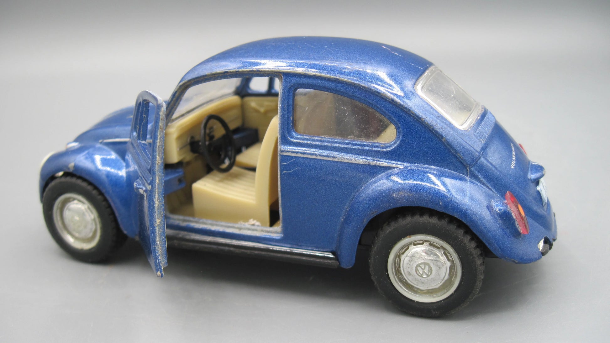 Kinsmart   Volkswagen Classical Beetle 1967 Blue