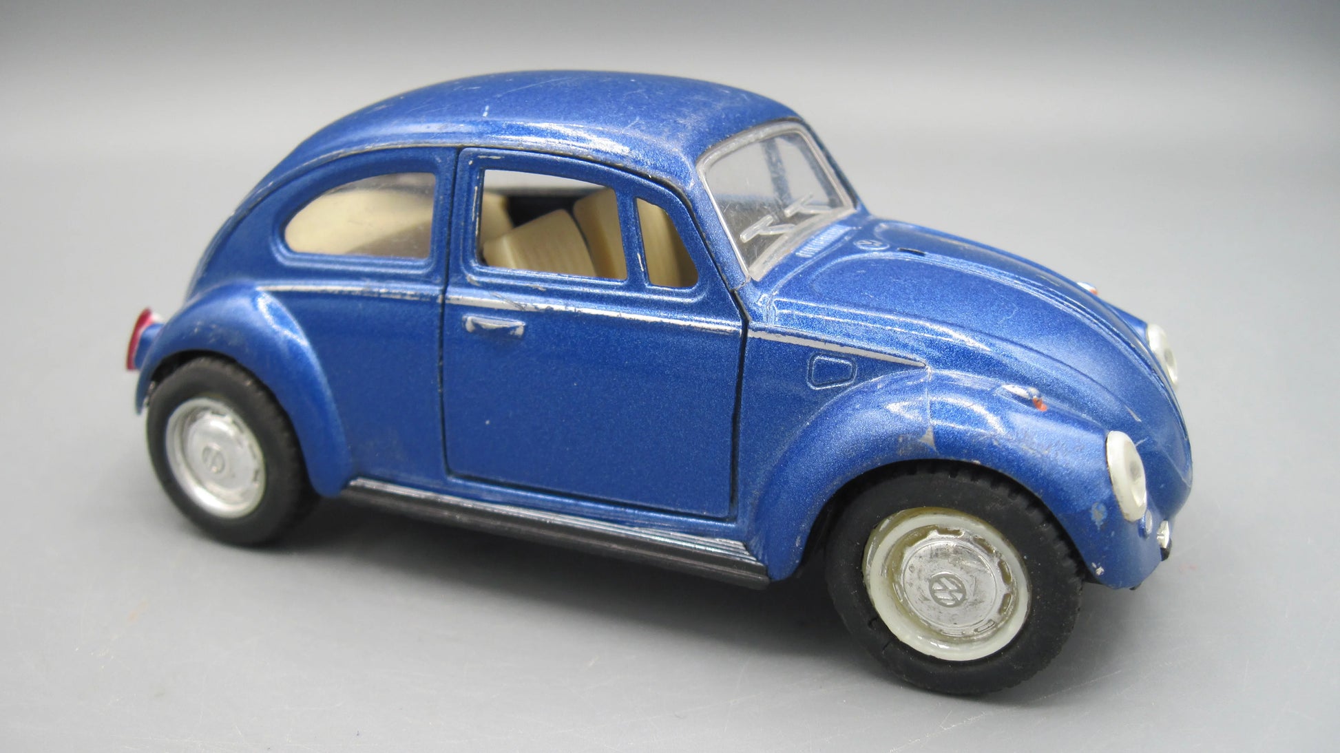 Kinsmart   Volkswagen Classical Beetle 1967 Blue