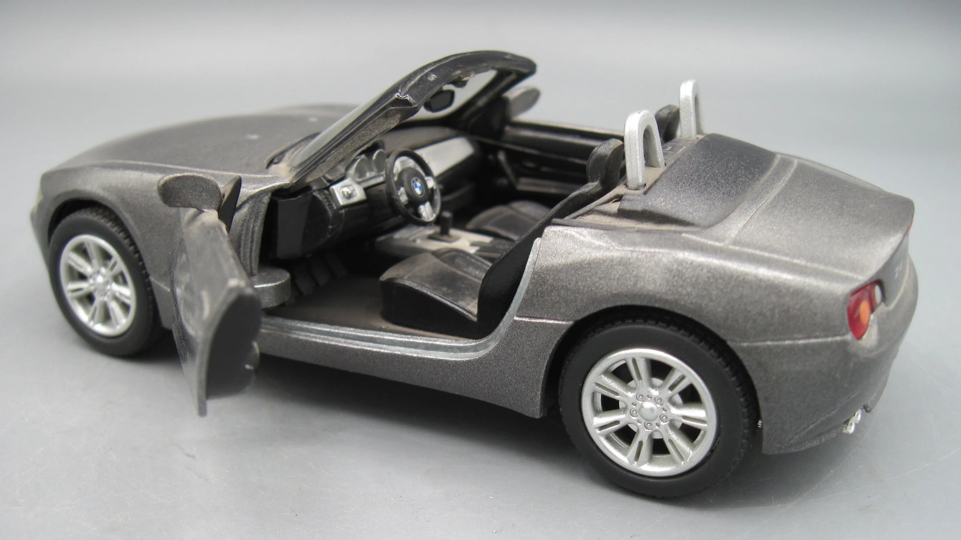 Kinsmart   BMW Z4  Grey