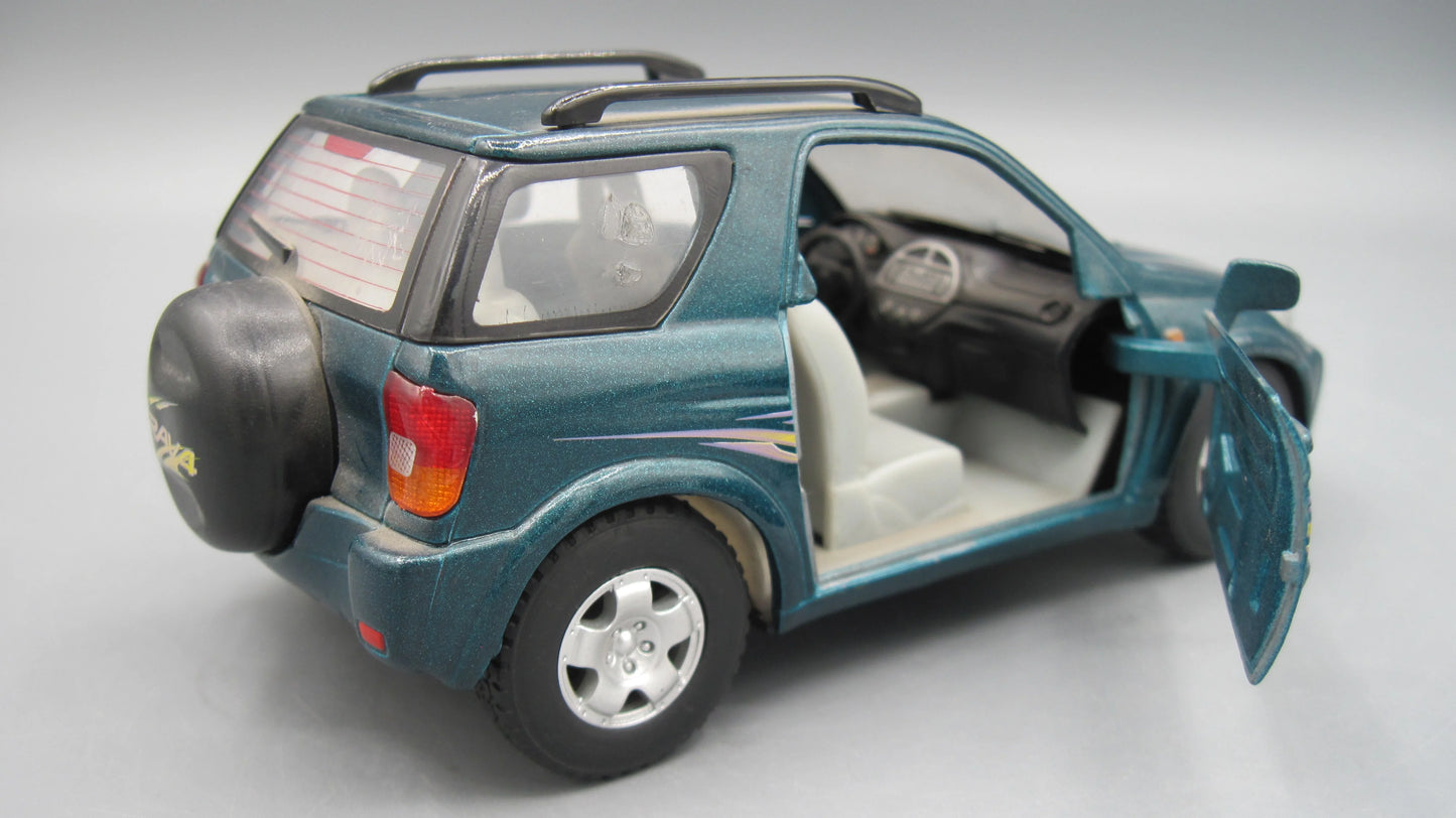 Kinsmart   Toyota RAV4  Green