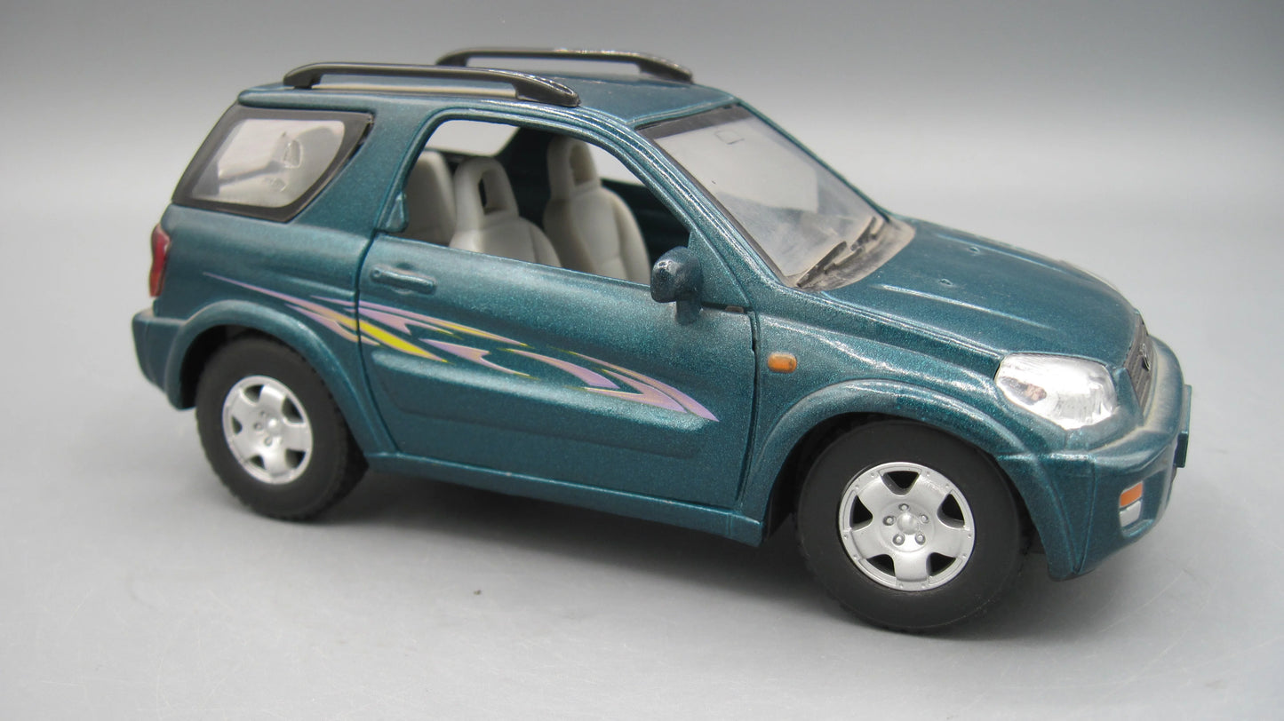 Kinsmart   Toyota RAV4  Green