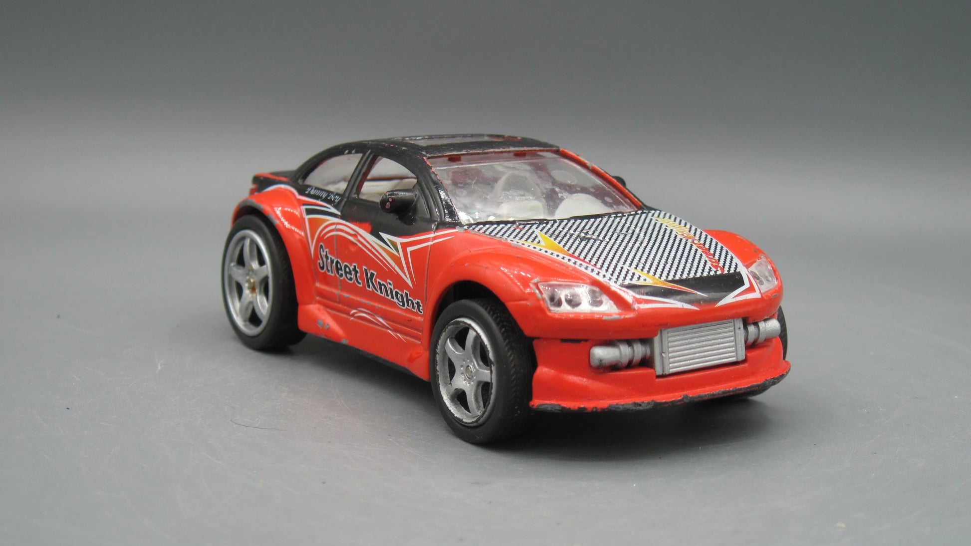 Majorette    Street Knight  Red&Black