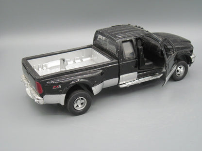 New Ray   Ford F-350   Black & Silver