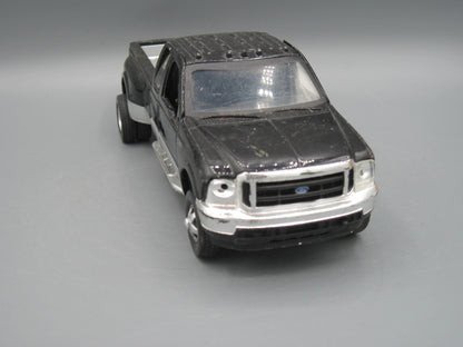 New Ray   Ford F-350   Black & Silver