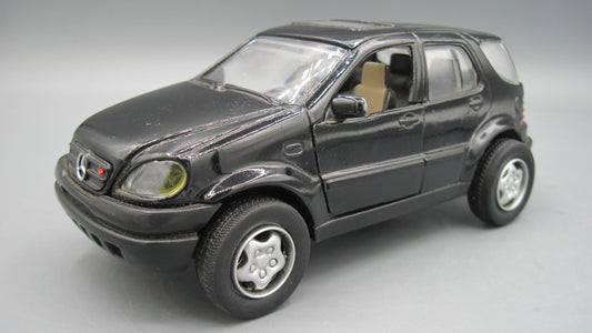 New Ray   Mercedes-Benz M.Class ML320  Black