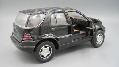 New Ray   Mercedes-Benz M.Class ML320  Black