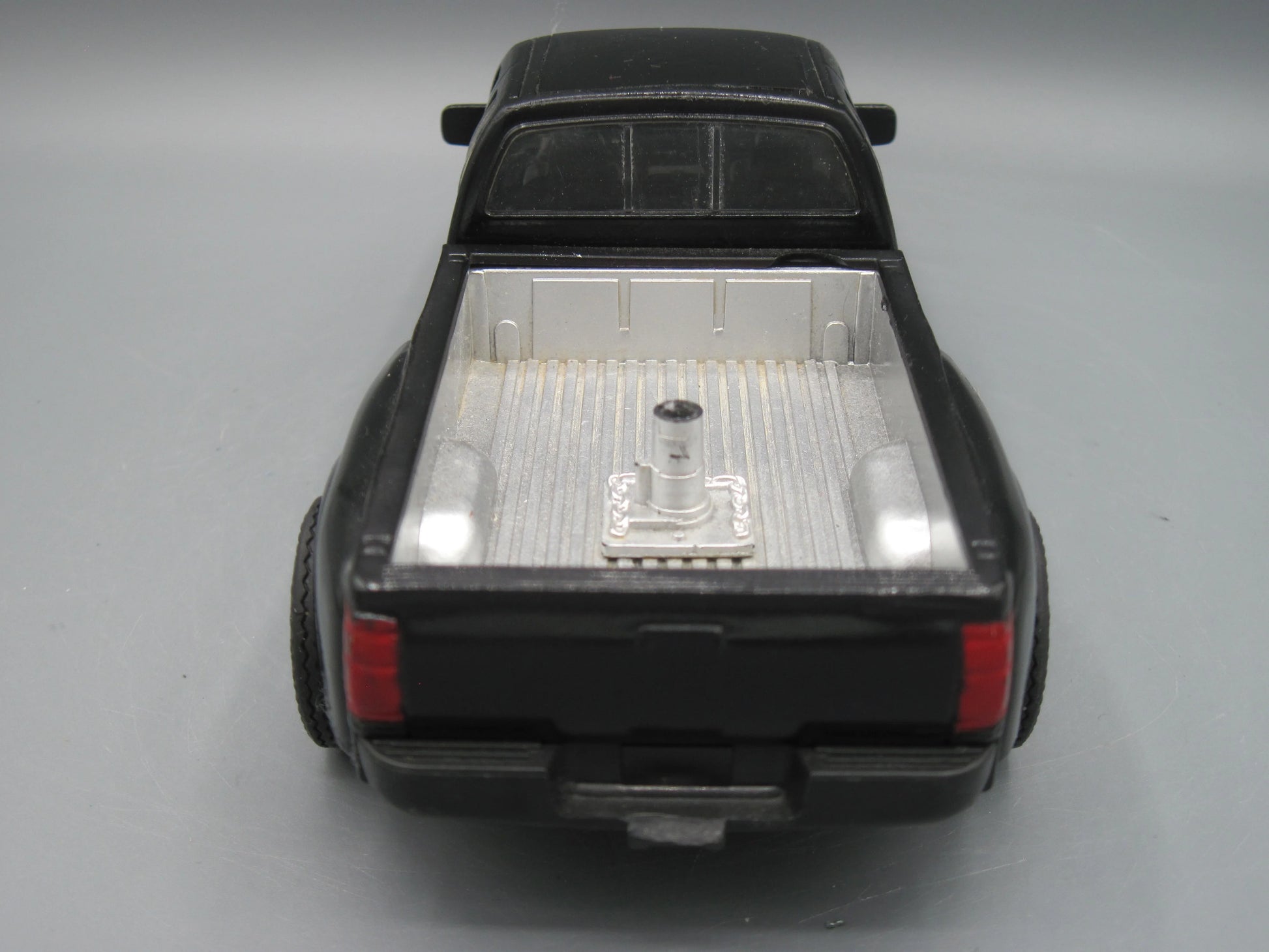 New-Ray   Ford F-350  Black