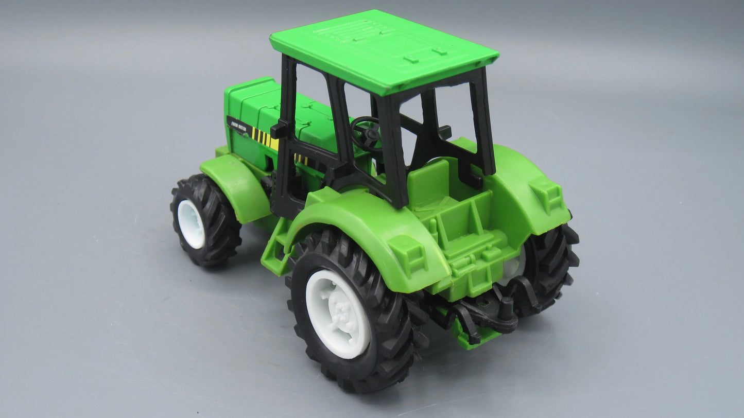 New-Ray    Farm Motor Tractor  Green
