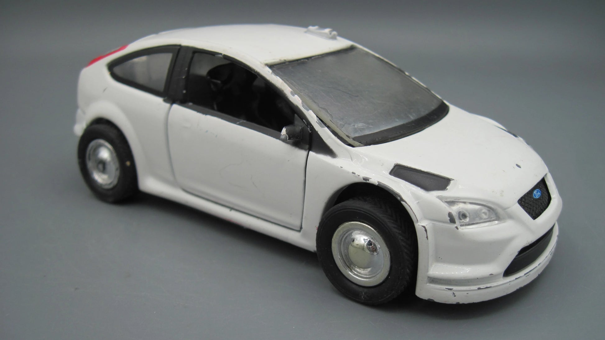 Saico   Ford Focus RS WRC  White