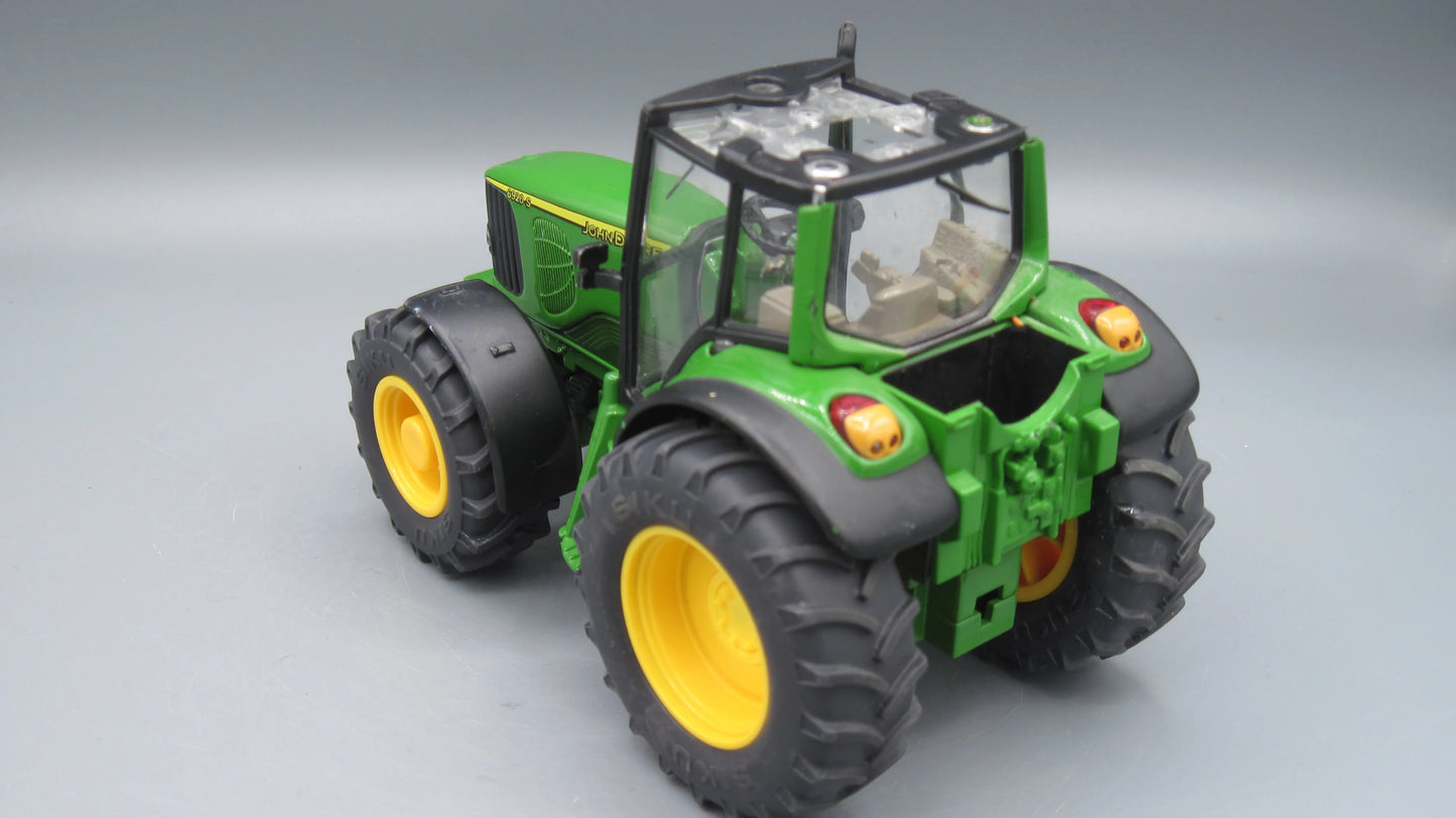 Siku   John Deere 6920 S Tractor  Green