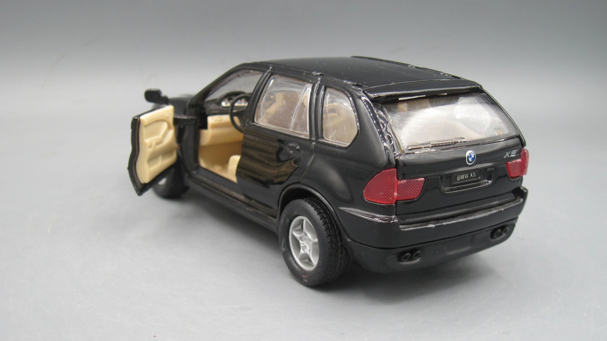 SunnySide   BMW X5 1999 Black