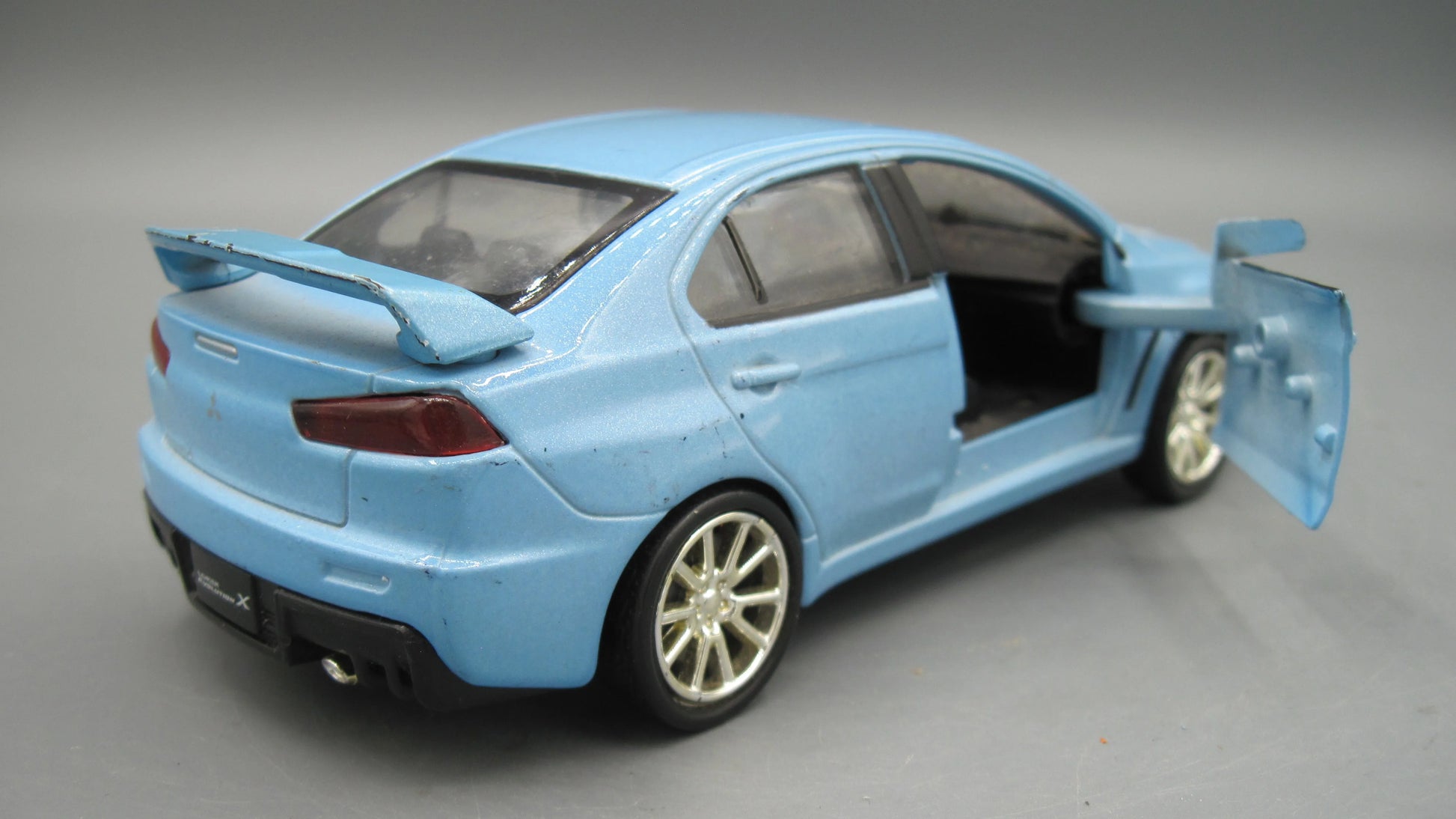Uni Fortune   Mitsubishi Lancer Evolution X  Blue