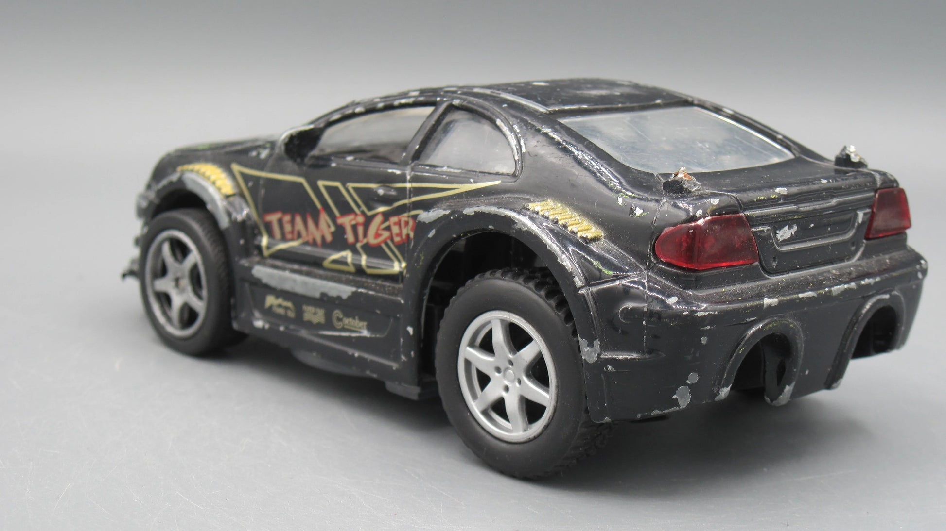 Super Racer  Black Team Tiger