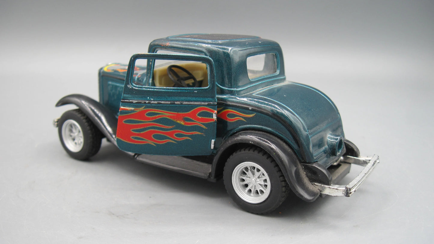 Kinsmart   Ford 3-Window Coupe 1932 Green
