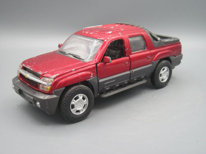 New-Ray   Chevrolet Avalanche 2002 Red