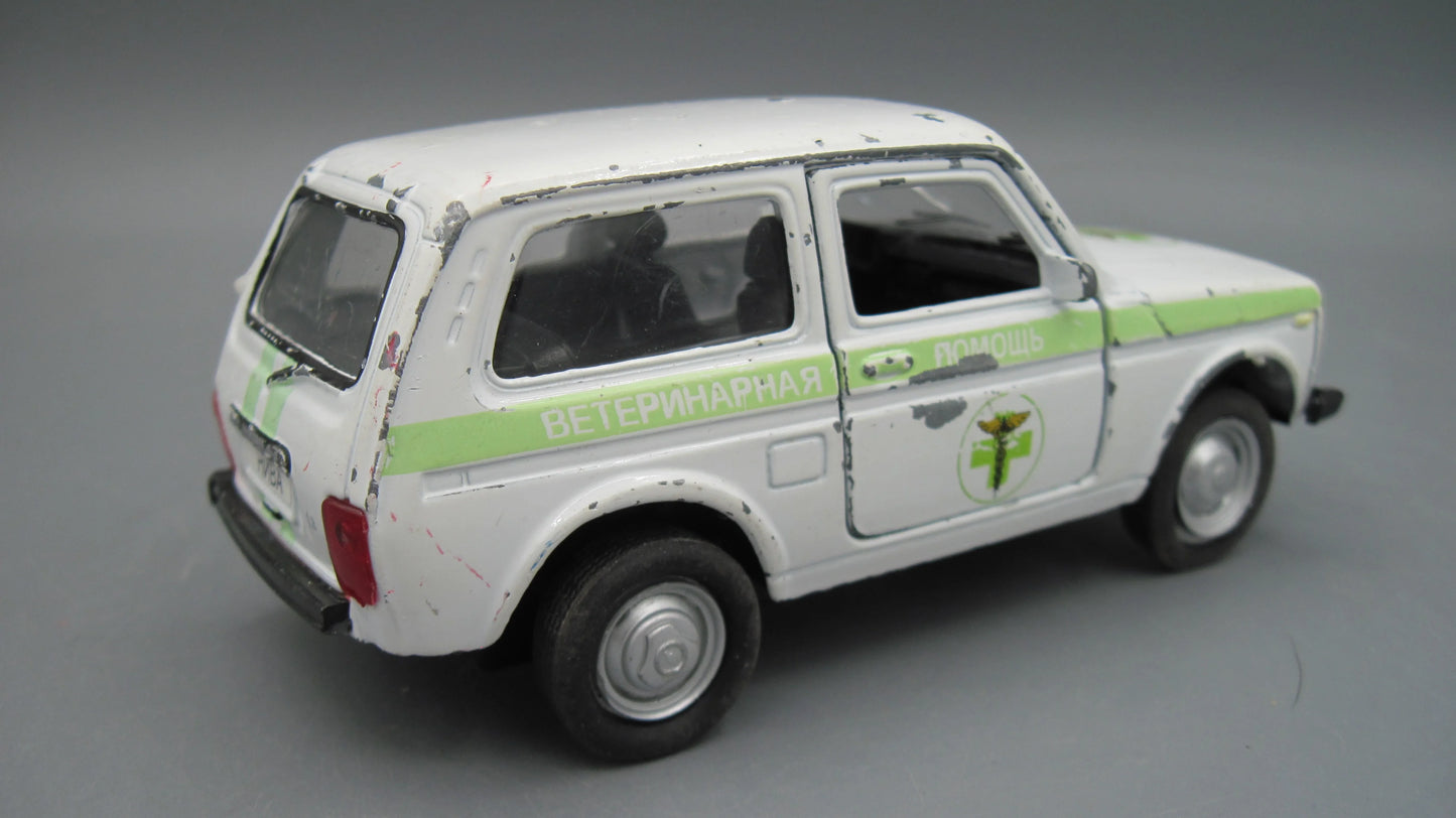 Unbranded    Macluta6  White