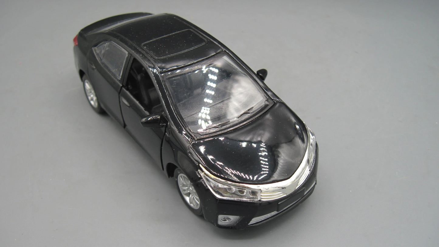 Hengteng Toys   Toyota Corolla (Replica) 2015 Black