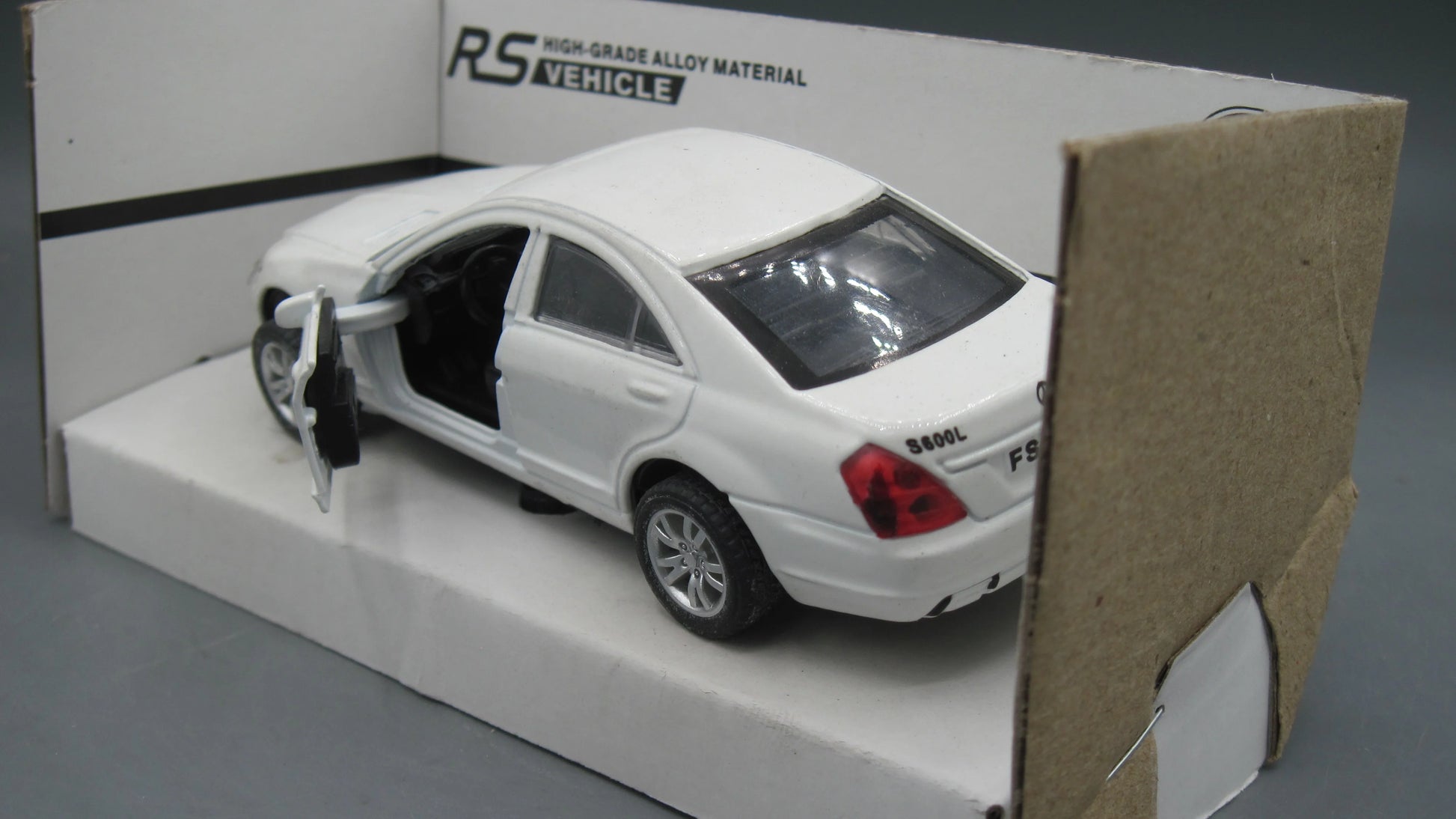 RS Vehicle   Mercedes S600L  White