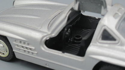 China   Mercedes-Benz 300 SL  Silver 