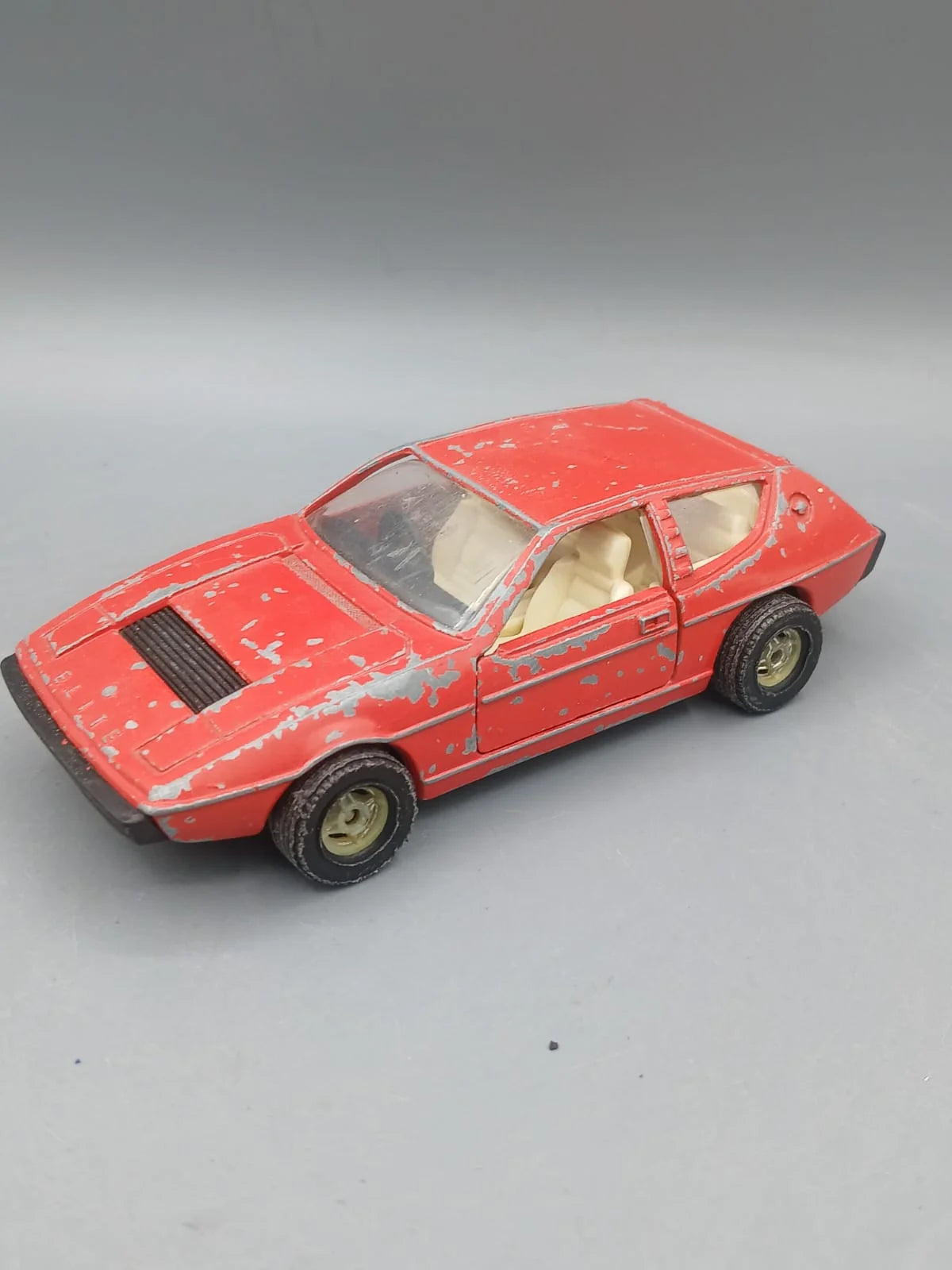 Corgi  Vintage Lotus Elite 1970 Red