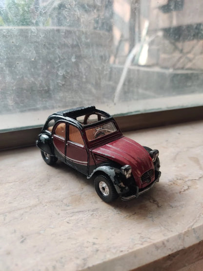 Corgi  Vintage Citroen 2CV Charleston 1981 Black