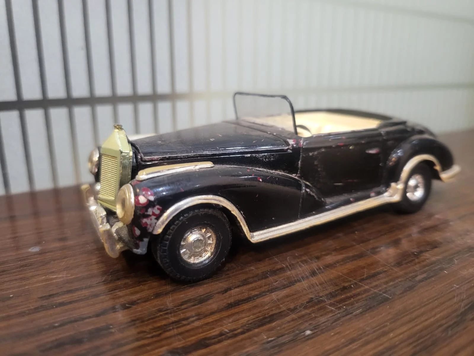 Corgi   Mercedes-Benz 300 SL  Black