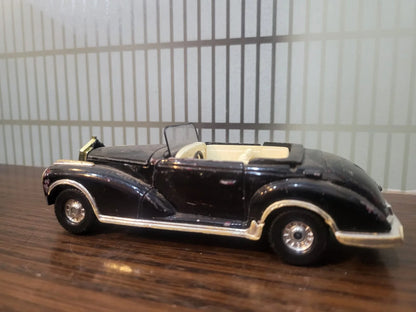 Corgi   Mercedes-Benz 300 SL  Black