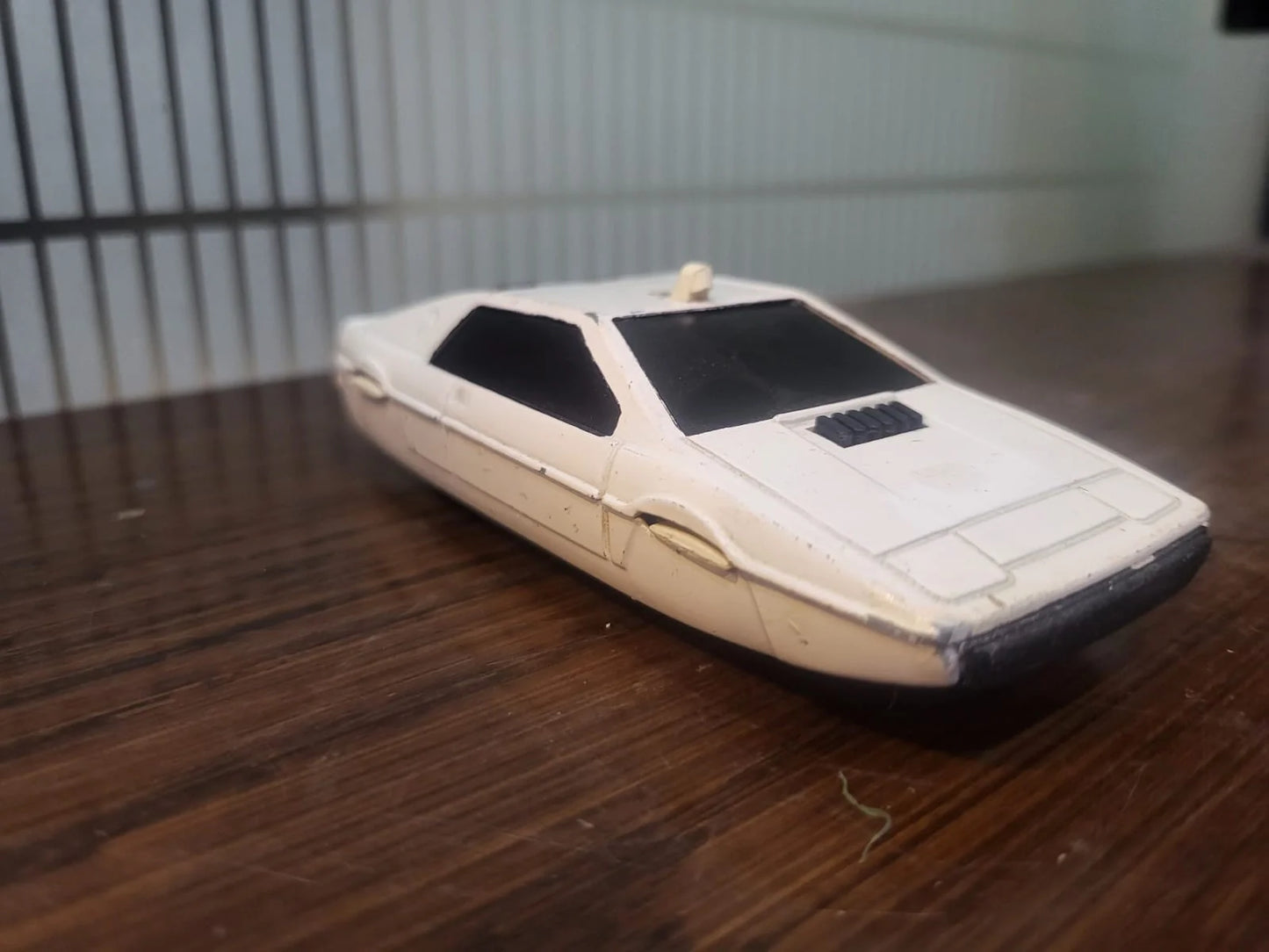 Corgi   Lotus Esprit James Bond 007  White