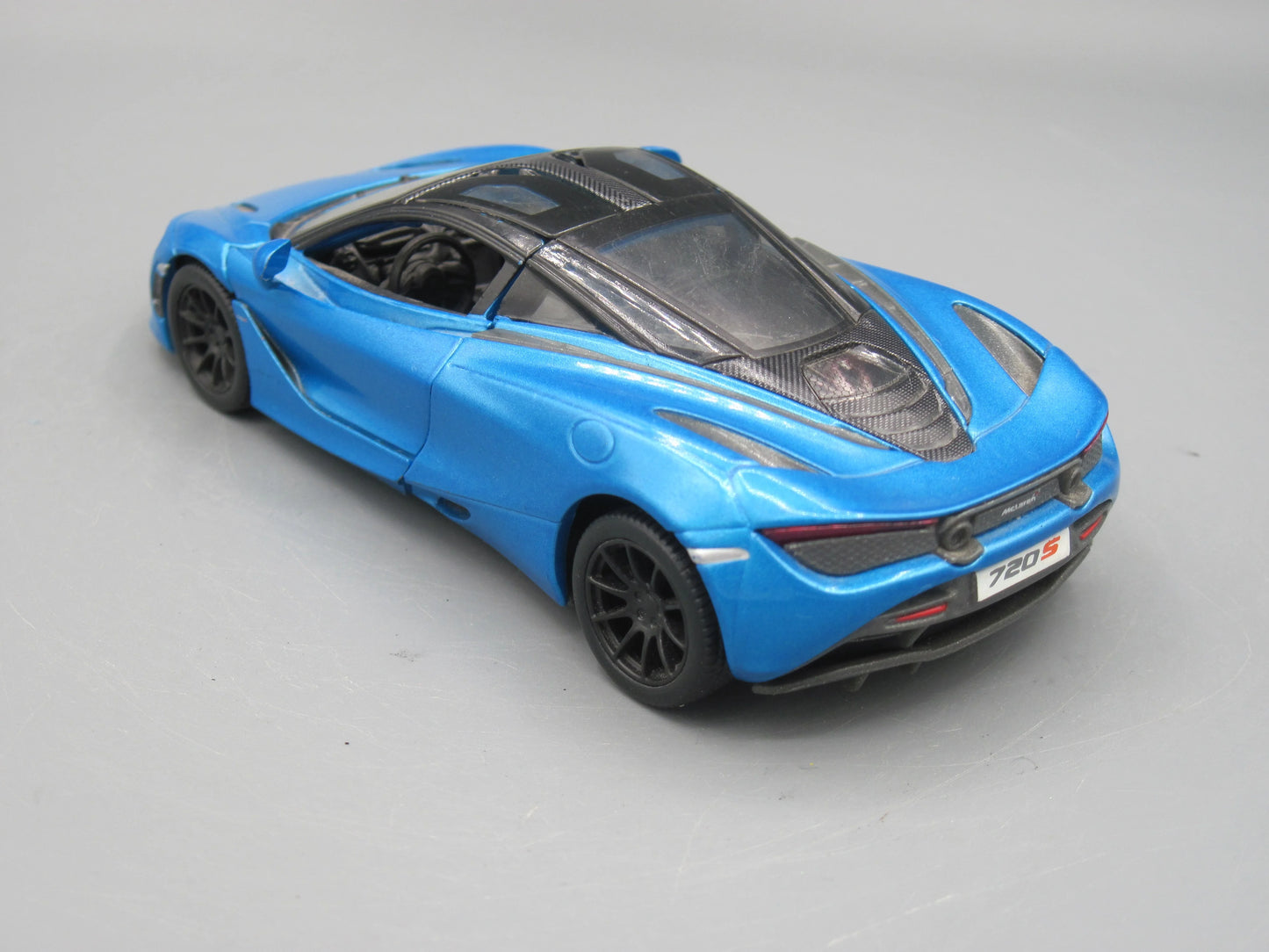 Kinsmart   Mclaren 720S  Blue