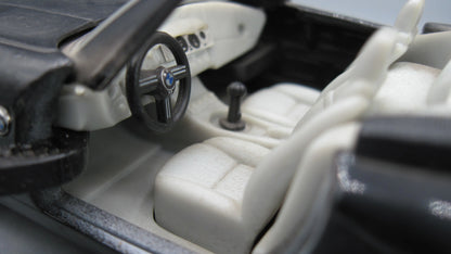 Kinsmart   BMW Z8  Black