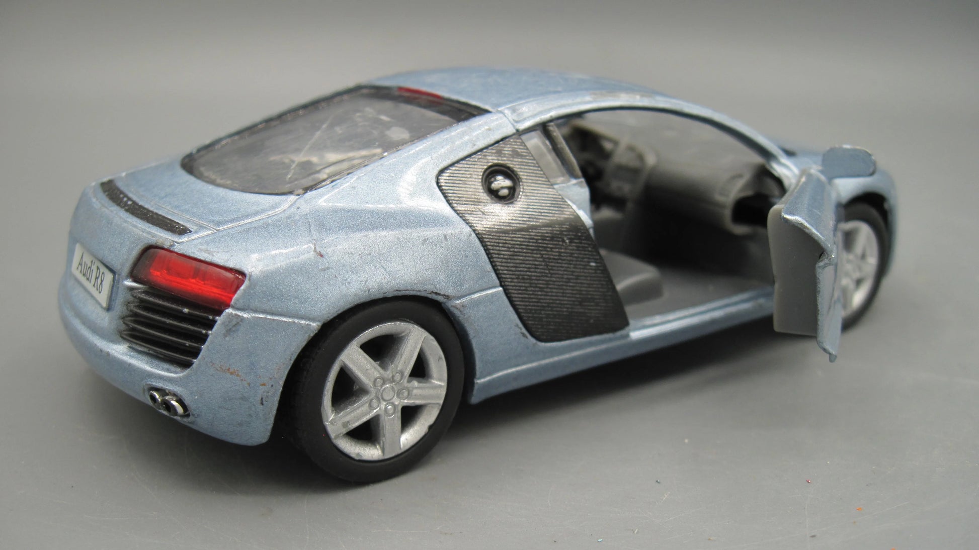 Kinsmart   Audi  R8  Blue