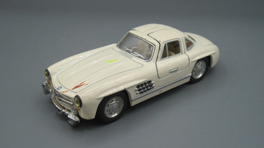 Kinsmart   Mercedes-Benz 300 SL  1954 Beige 