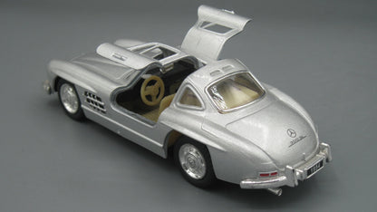 Kinsmart   Mercedes-Benz 300 SL 1954 Silver 