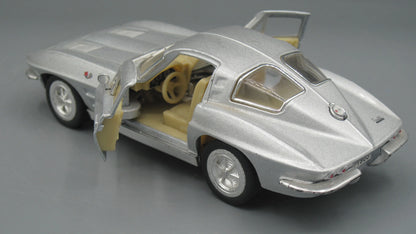 Kinsmart   Corvette Sting Ray 1968 Silver 