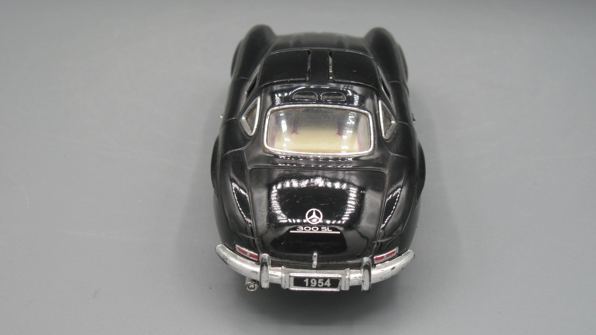 Kinsmart   Mercedes-Benz 300 SL 1954 Black 