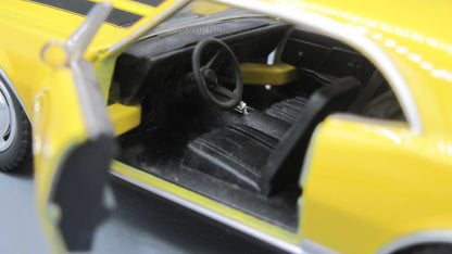 Kinsmart   Chevrolet Camaro Z-28 1967 Yellow 