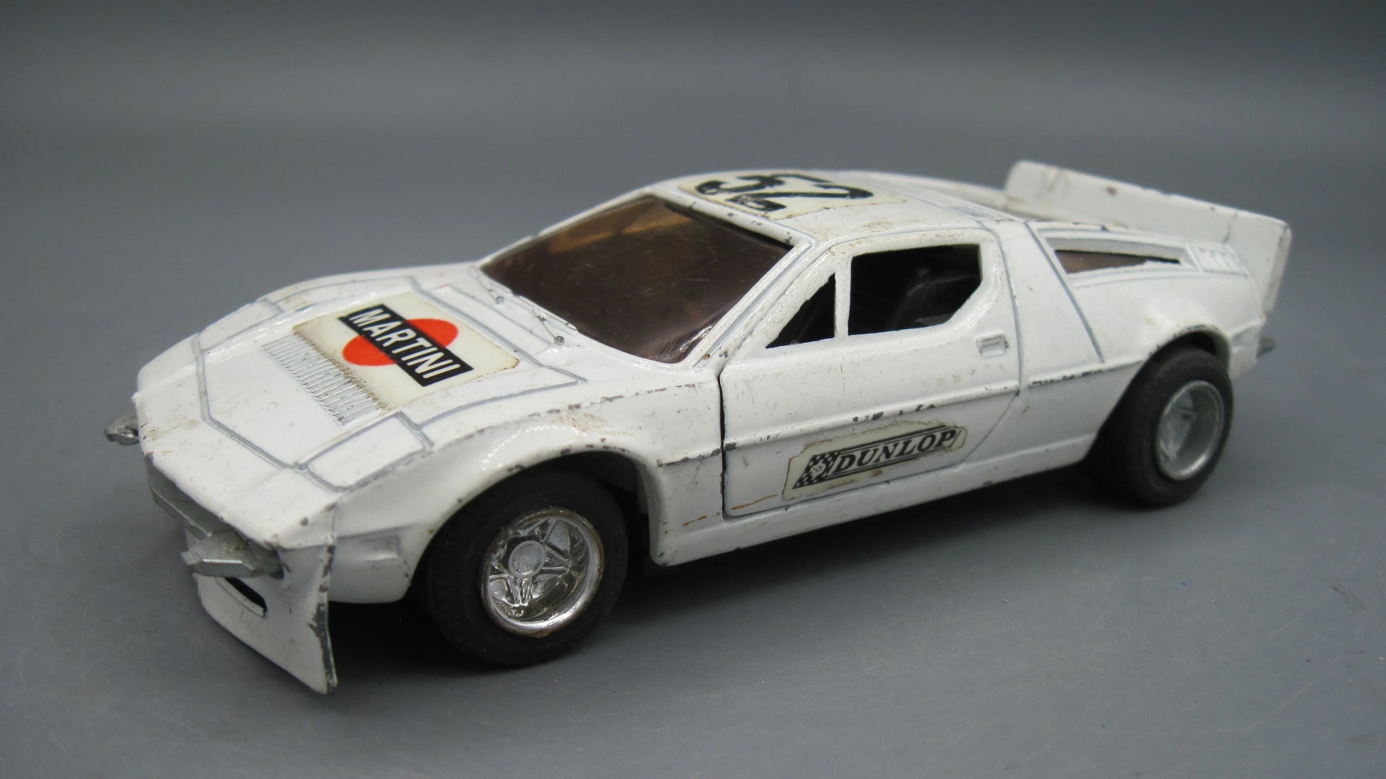 Unbranded   Maserati Bora  White