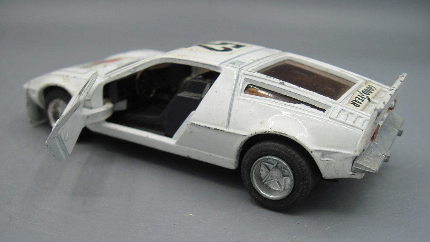 Unbranded   Maserati Bora  White