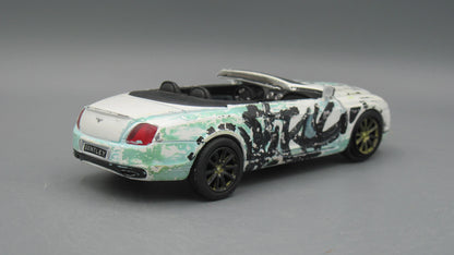 Kinsmart   Bently Continental Supersports Convertible  White