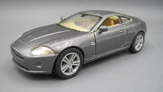 Kinsmart   Jaguar XK Coupe  Silver