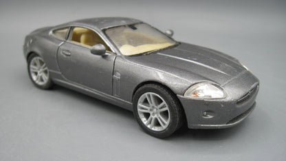Kinsmart   Jaguar XK Coupe  Silver