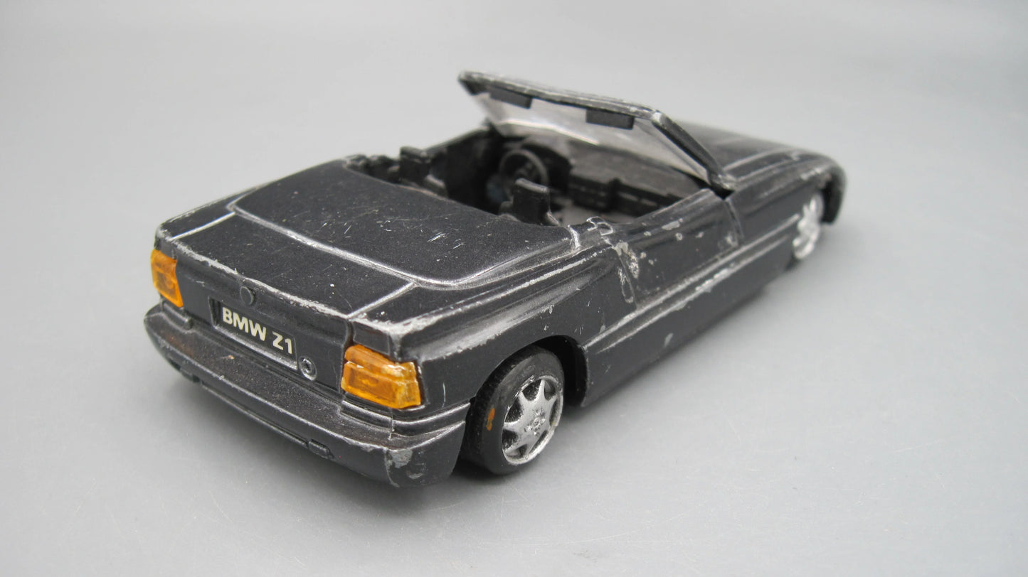 Maisto   BMW Z1  Black