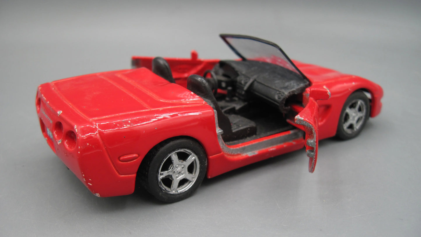 Maisto   Chevrolet Corvette 1998 Red