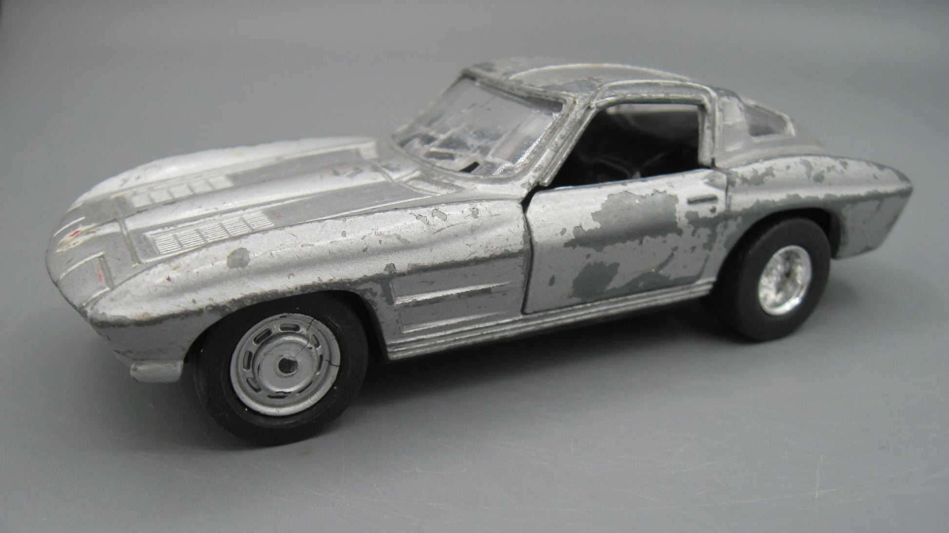 Maisto   Chevrolet Corvette 1963 Silver