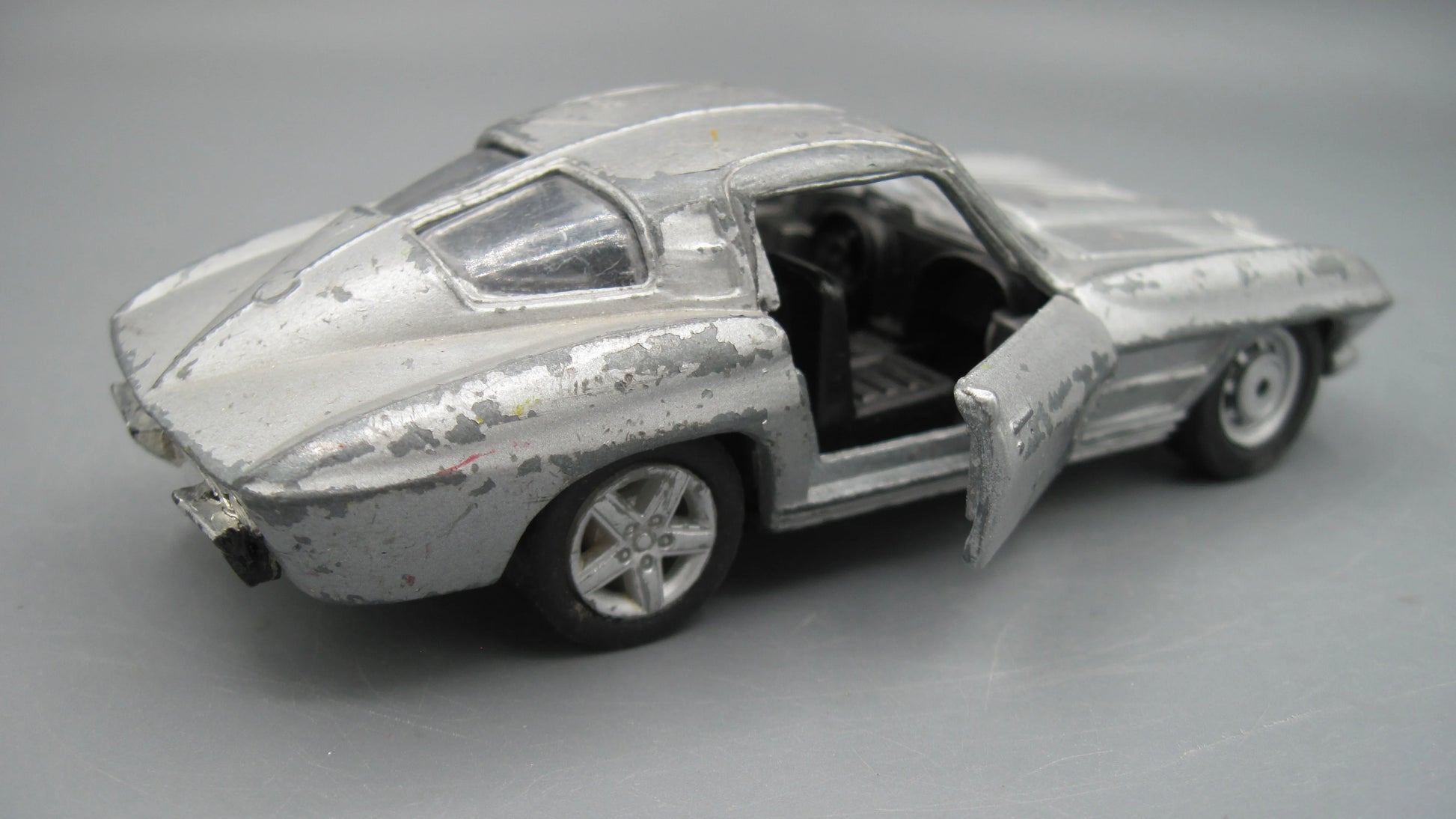 Maisto   Chevrolet Corvette 1963 Silver