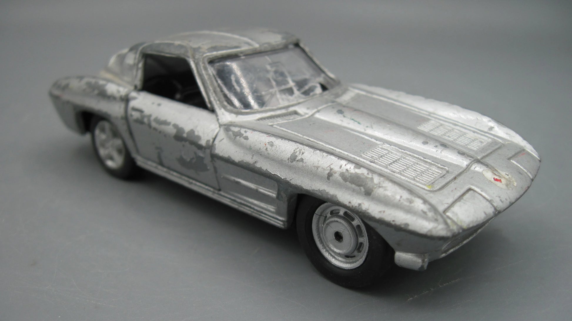 Maisto   Chevrolet Corvette 1963 Silver